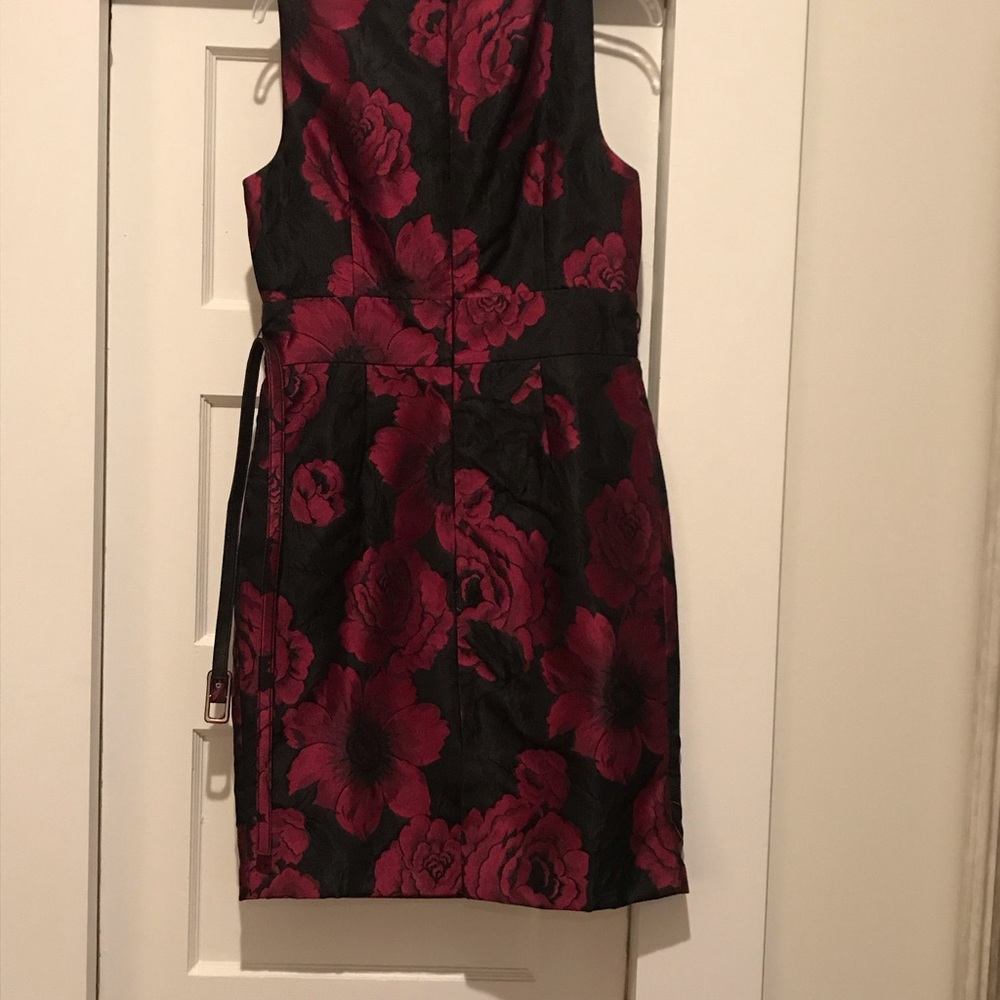 Dress - Picture 4 of 4